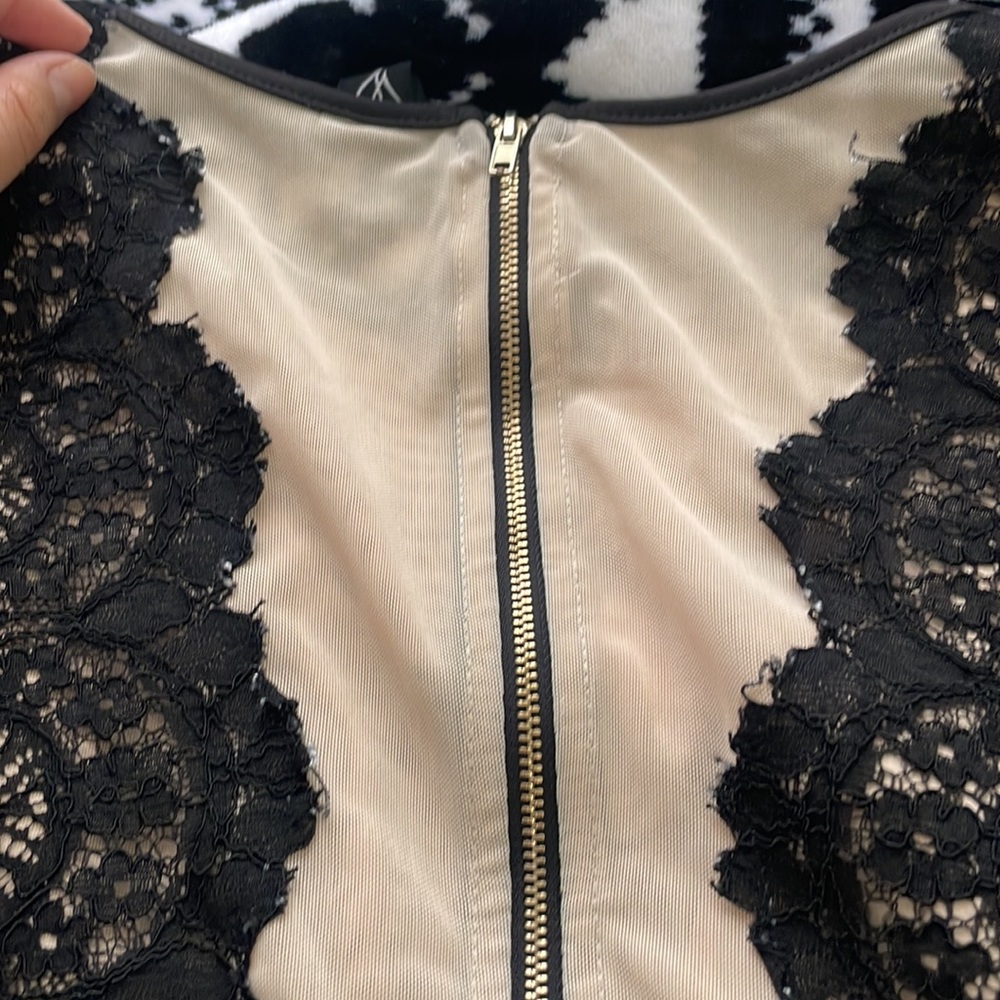 Dress - Picture 5 of 6